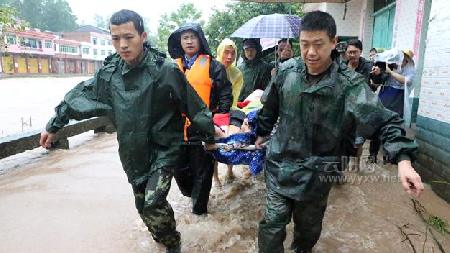 [感动]向着被困群众一往无前