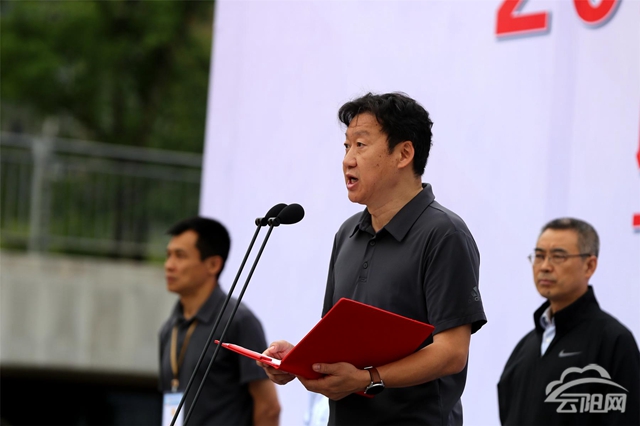 党组成员,二级巡视员陈玉林,市体育局二级调研员荆德强,县领导宋传明