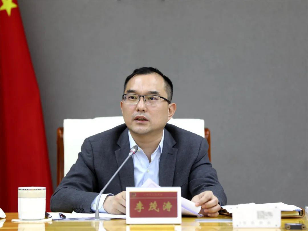 陈爱玲 杨力)3月28日,县委副书记,县长李茂涛主持召开云阳县2022年