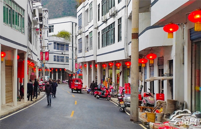 普安乡:场镇"换新颜"群众"笑开颜"- 云阳网-云阳新闻-云阳县融媒体