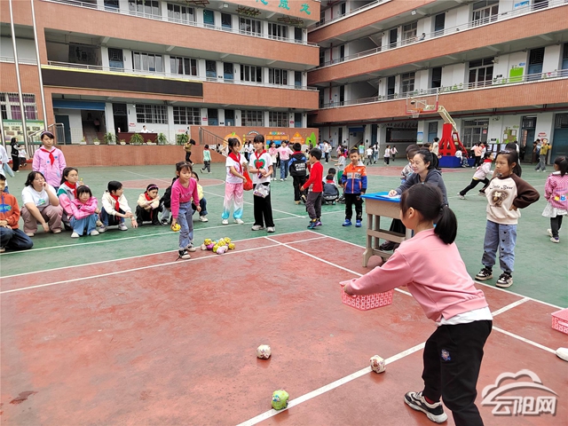 文龙小学举办2024春季运动会